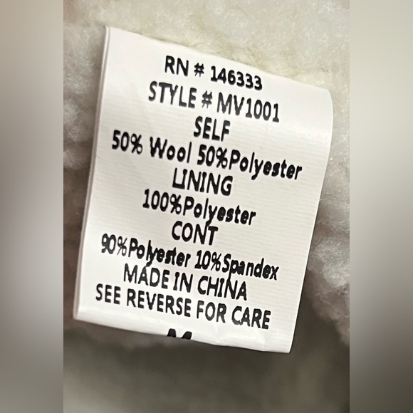 Red/Black Plaid Sherpa Collar Vest-Size:Medium - Picture 6 of 10